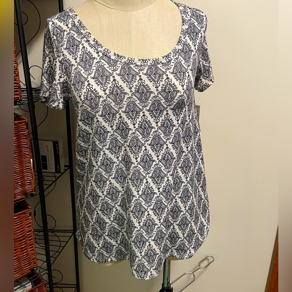 Lularoe classic tee damask print Xxs nwt
